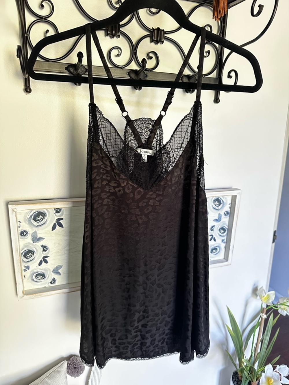 JODIFL Black Leopard-Print Lace-Trim Camisole adjustable straps